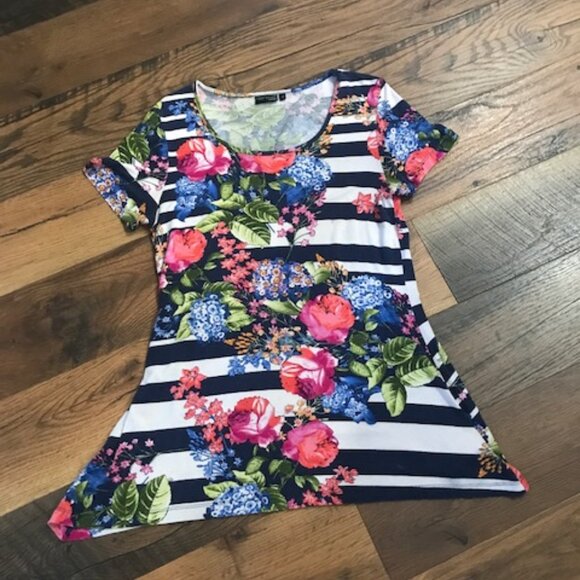 European Vibrant Floral and Stripe Blouse - Soft - Picture 5 of 6